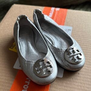 Tory Burch Metallic Silver Loafers